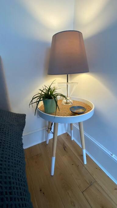 2 Bedroom Flat In Camberwell Green - Central Location With Excellent Connections To Tourist Attractions And Main London Airports Exteriér fotografie